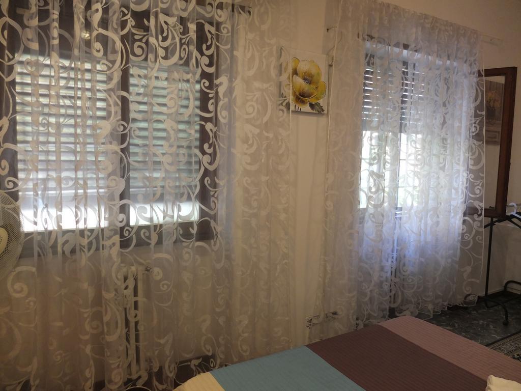 Maxim Rooms Rome Buitenkant foto