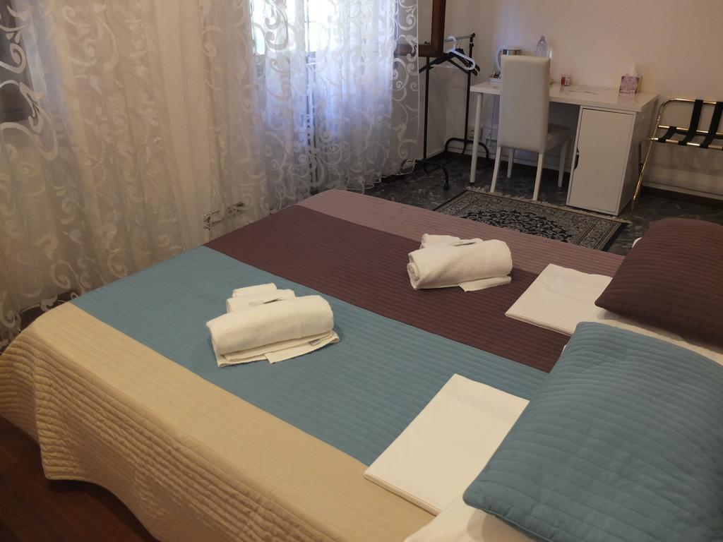 Maxim Rooms Rome Buitenkant foto