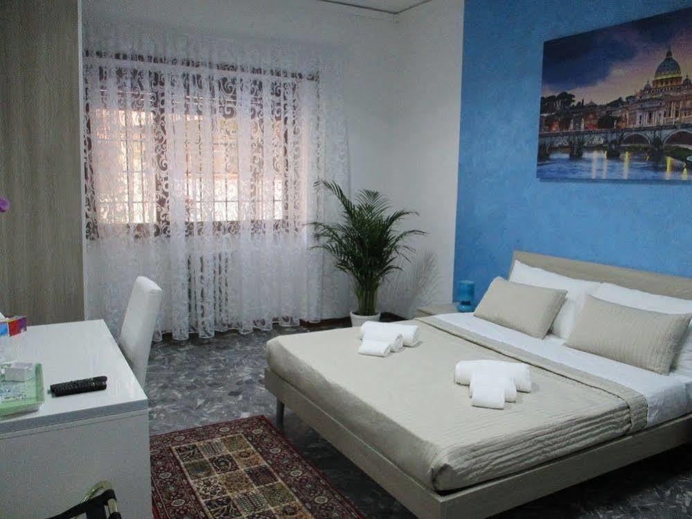 Maxim Rooms Rome Buitenkant foto