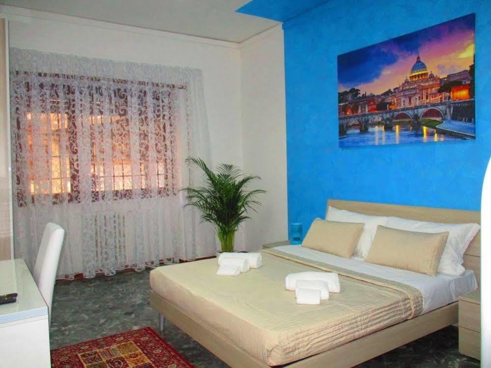 Maxim Rooms Rome Buitenkant foto