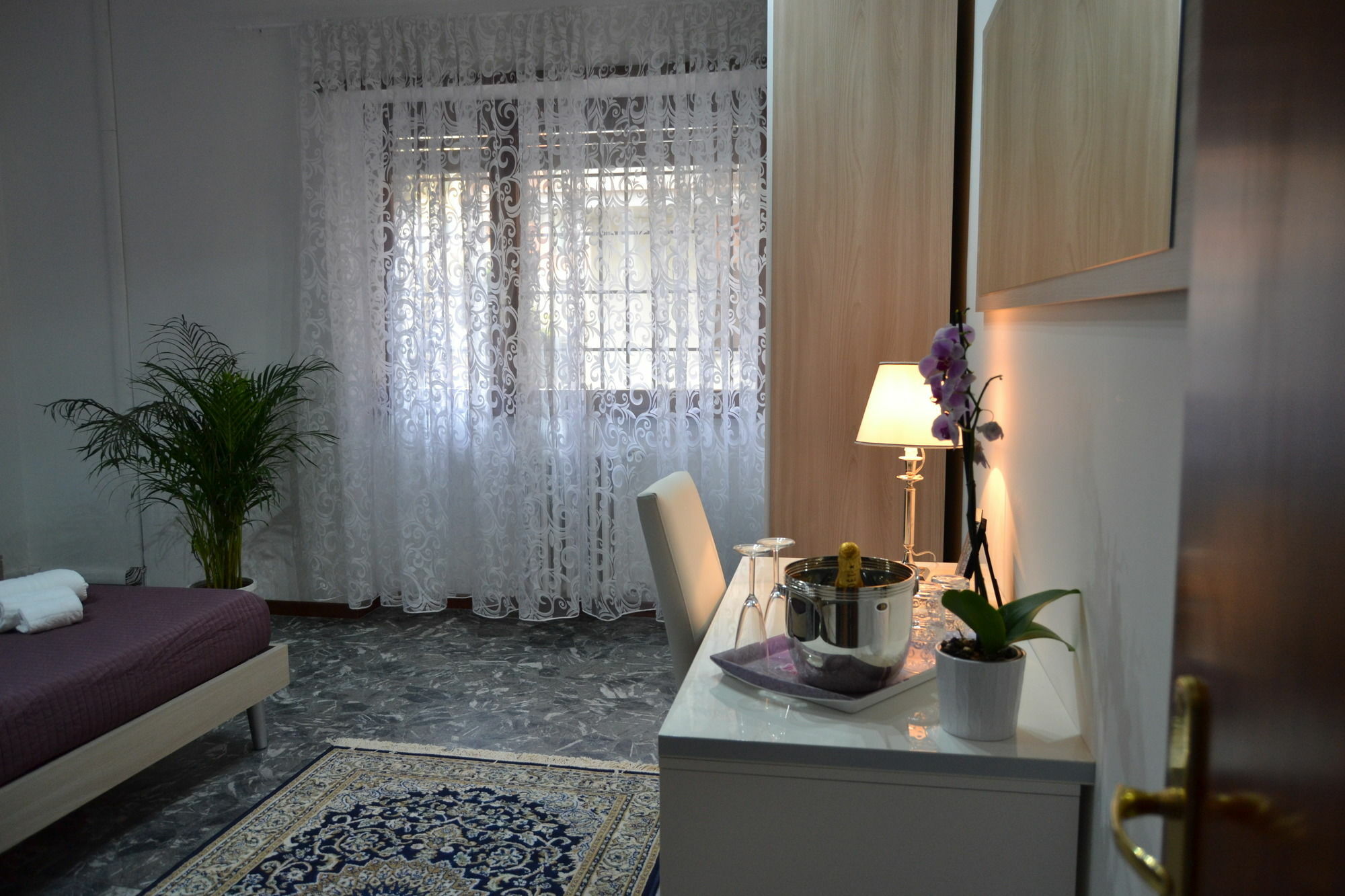 Maxim Rooms Rome Buitenkant foto
