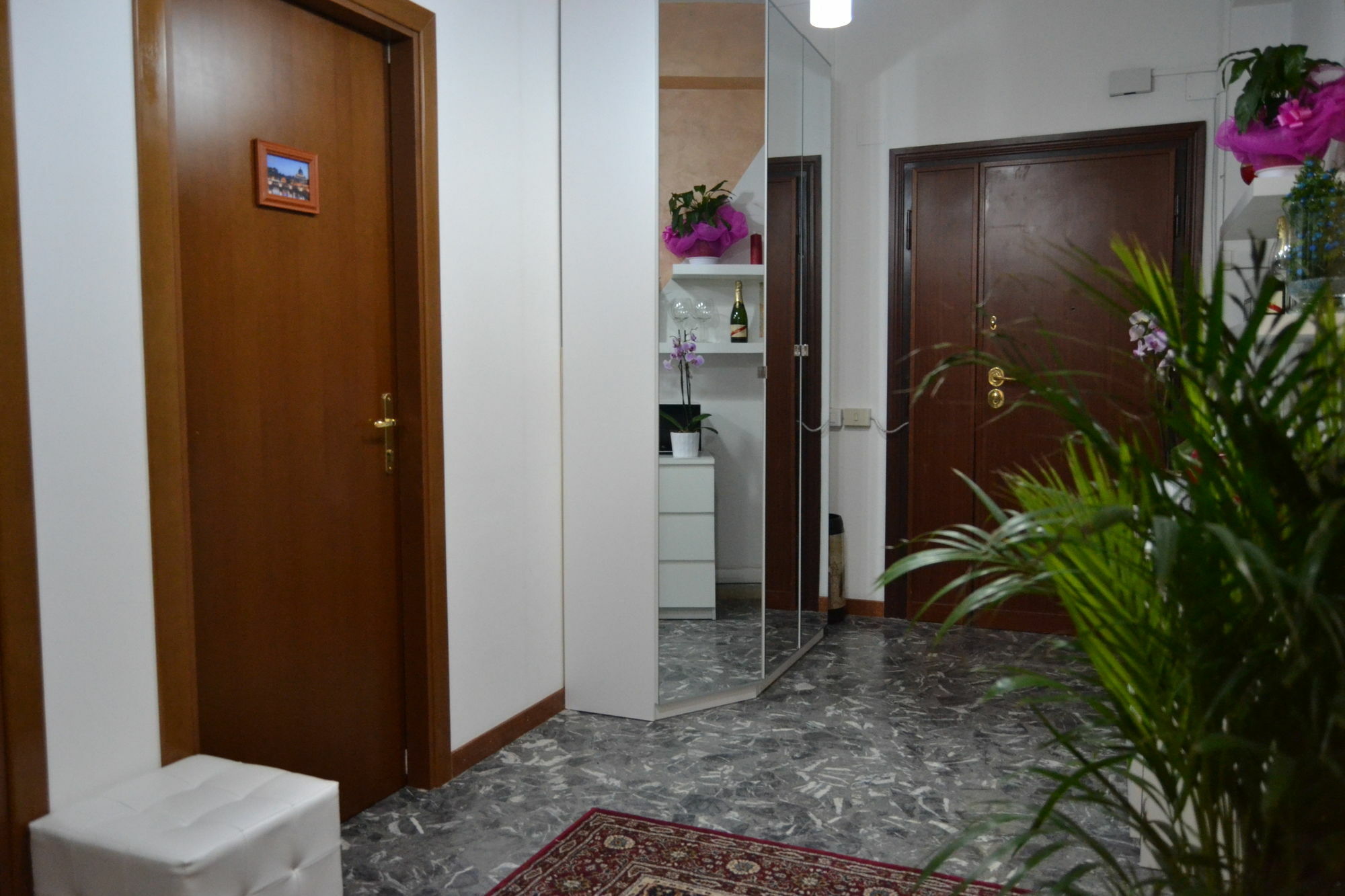 Maxim Rooms Rome Buitenkant foto